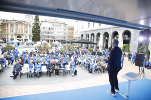 Palco Carovana Uil