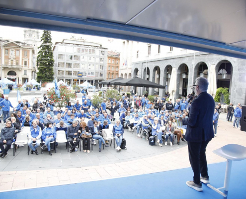 Palco Carovana Uil